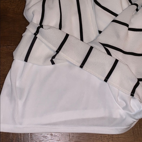 BLACK AND WHITE ROMPER - Picture 3 of 3